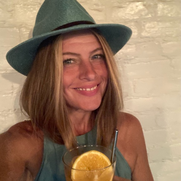 Meet your Posher, Lisa - Picture 14 of 15